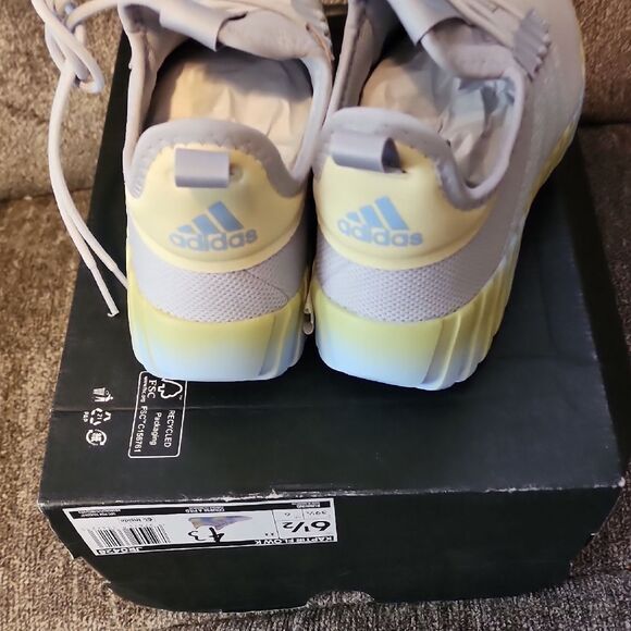 Adidas Kaptir Flow K Gray and Blue Sneakers NWT  Size 6.5 - Picture 4 of 5